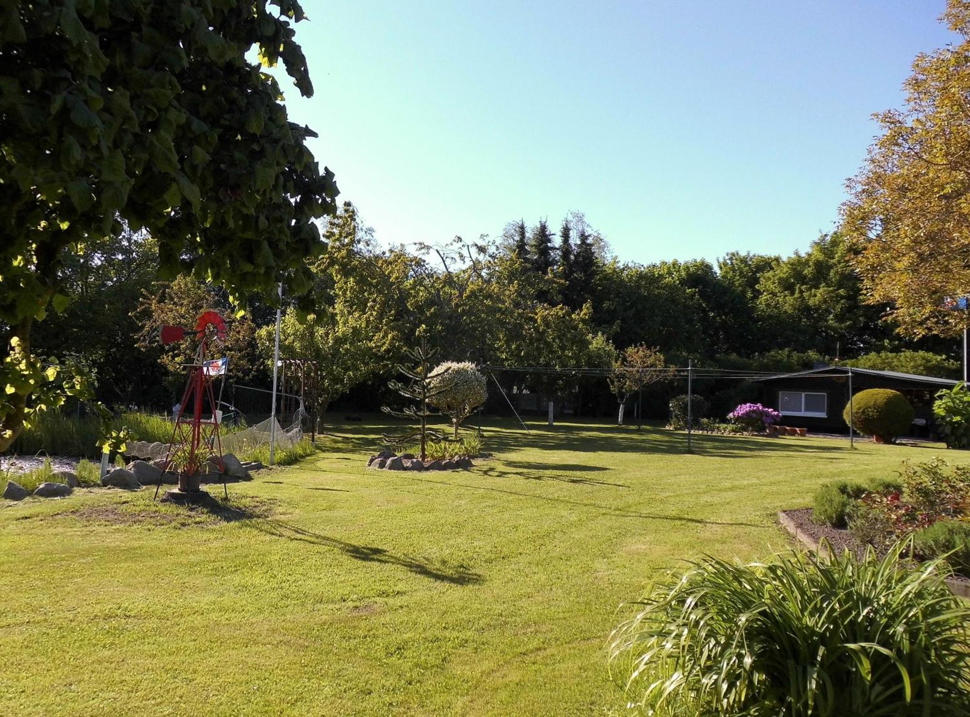 Bungalow Und Ferienwohnung Auf Ruegen Kluis Eksteriør bilde