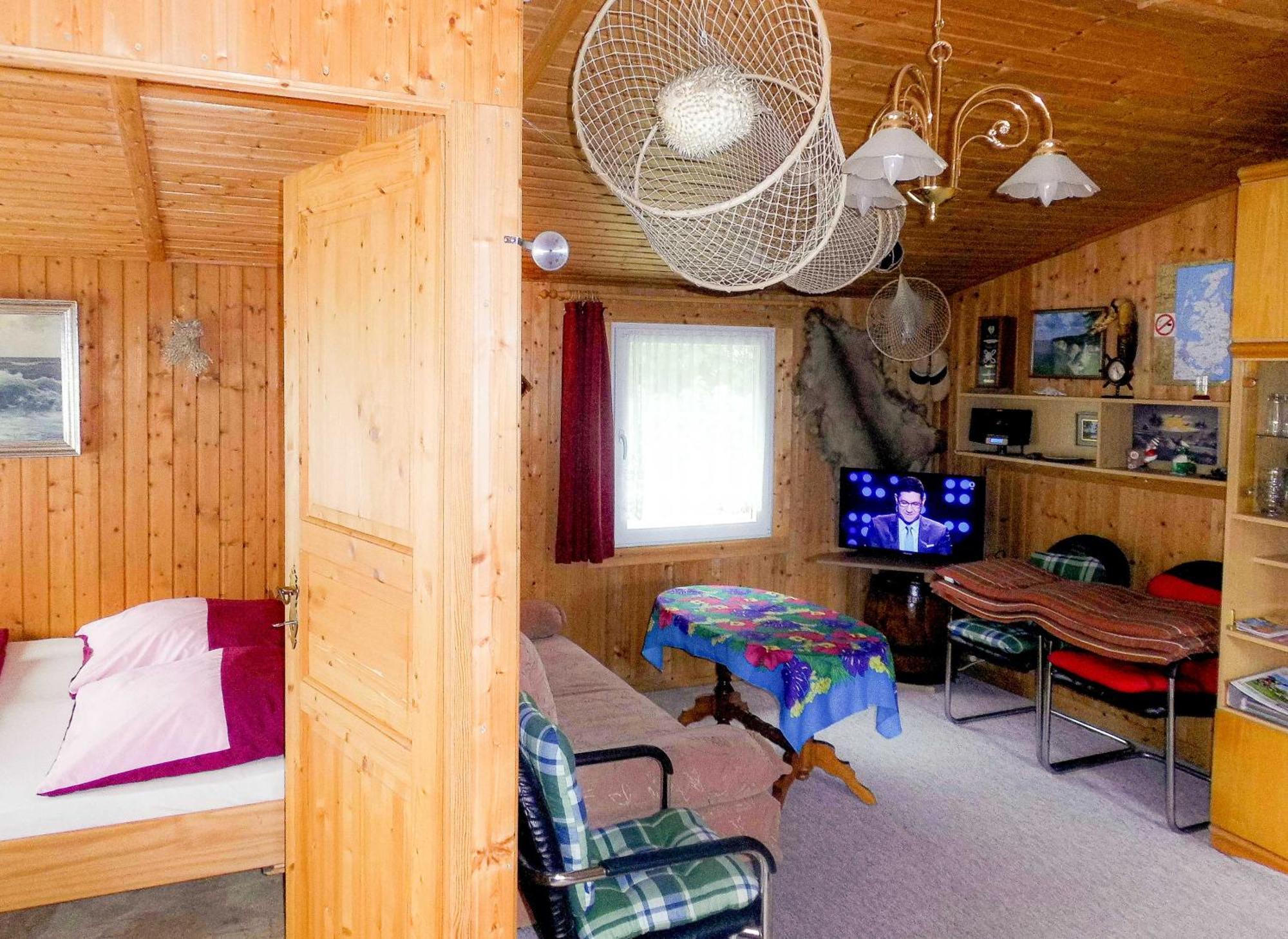 Bungalow Und Ferienwohnung Auf Ruegen Kluis Eksteriør bilde