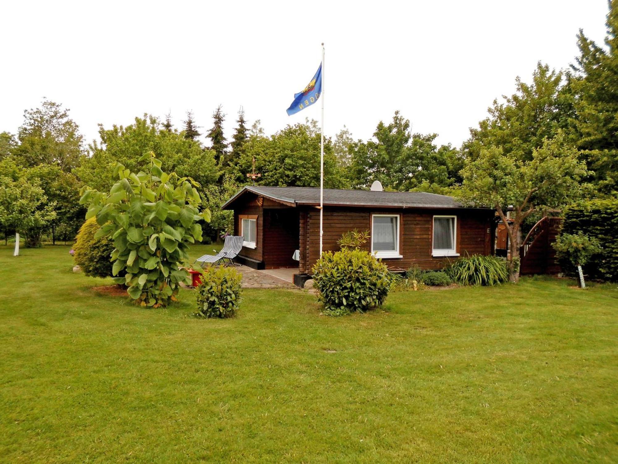 Bungalow Und Ferienwohnung Auf Ruegen Kluis Eksteriør bilde